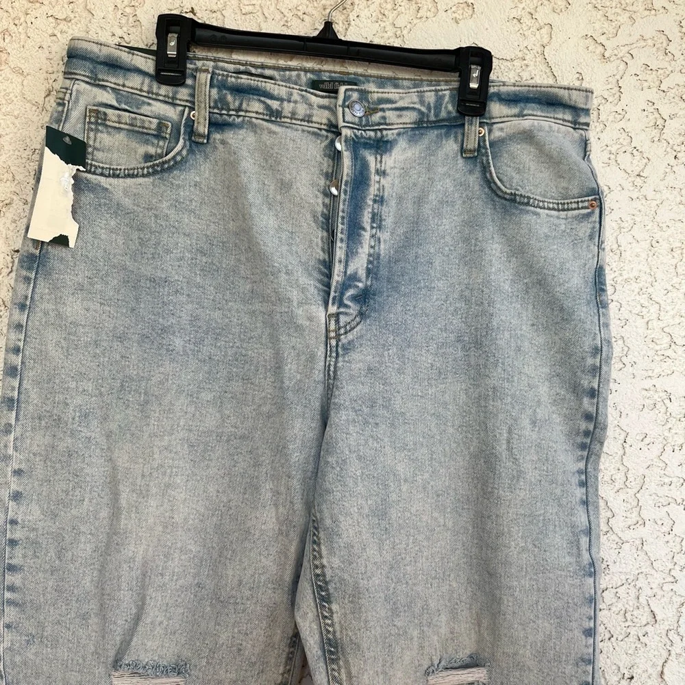 Wild Fable Light Wash women’s stretch  Jeans size 18S/34 Waist. - Picture 4 of 16